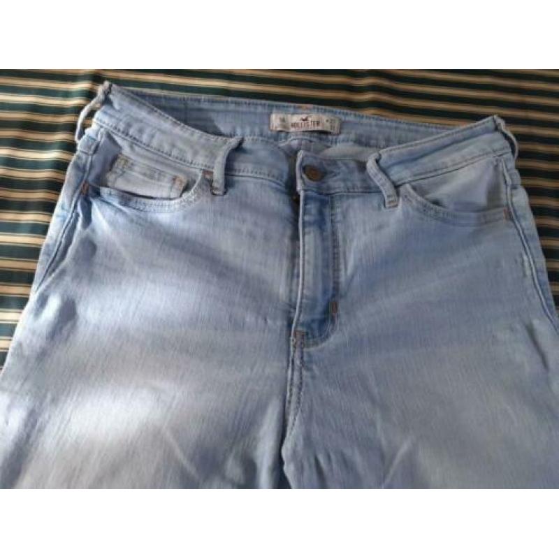 Hollister Jeans W 27 L 31