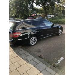 Mercedes E-Klasse E220cdi Estate Aut5 W212 2011 Avantgarde