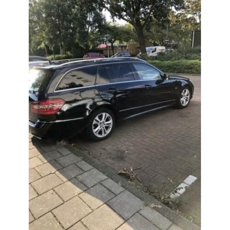 Mercedes E-Klasse E220cdi Estate Aut5 W212 2011 Avantgarde