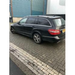 Mercedes E-Klasse E220cdi Estate Aut5 W212 2011 Avantgarde