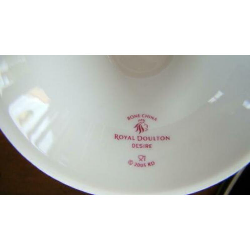 Nieuwe porseleinen vaas van Royal Doulton (Wedgwood)