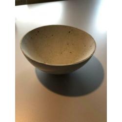 Design schaaltje wit beton - halve bol - krater landschap