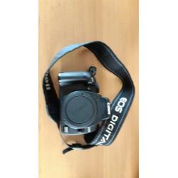 canon EOS 350D body met lader en 2GB geheugenkaart