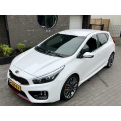 Kia cee'd 1.6 GT Navi Xenon Led Dealer onderhouden