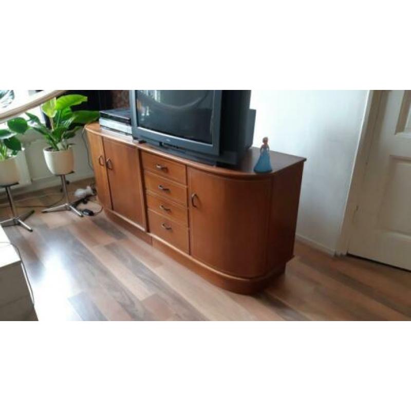 Retro dressoir bijzonder !!