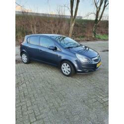 Opel corsa 1.2 111 edition bj 2010 lees tekst. 94000km