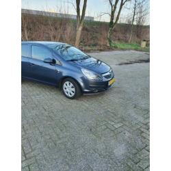 Opel corsa 1.2 111 edition bj 2010 lees tekst. 94000km