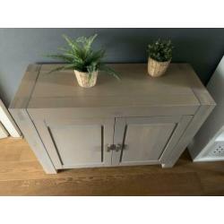 Mooie stevige greywash eiken dressoir