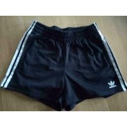 654, Adidas dames sportbroek maat 34 te koop