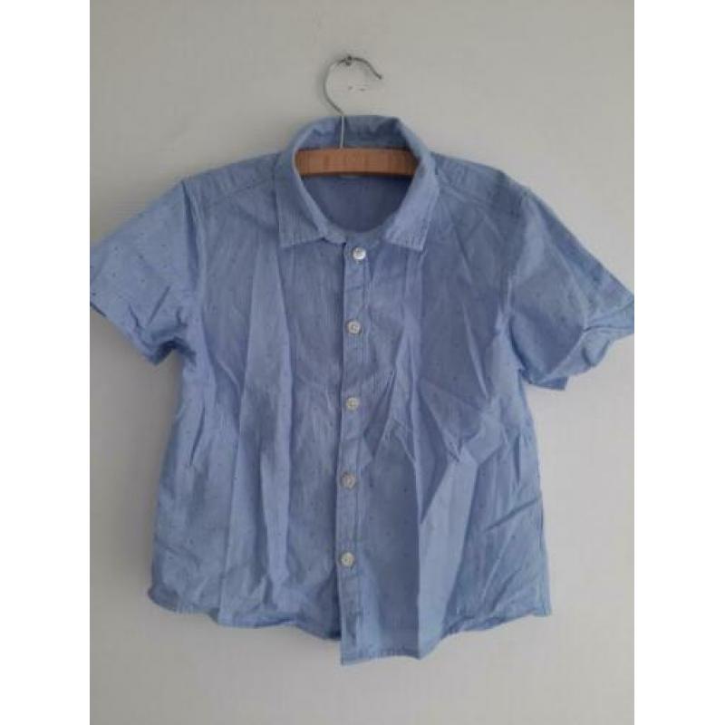 Blauwe h&m jongens blouse met kleine stippen maat 110