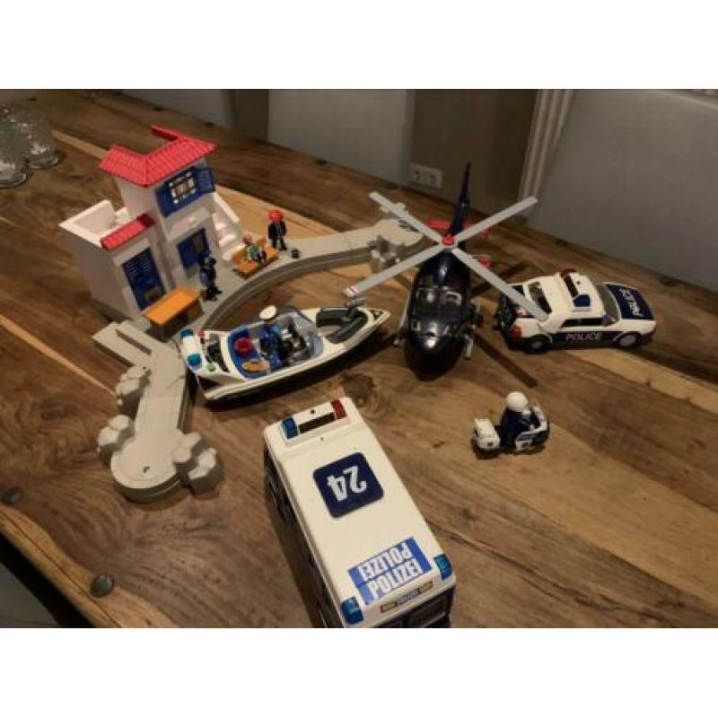 6 delig playmobil politie