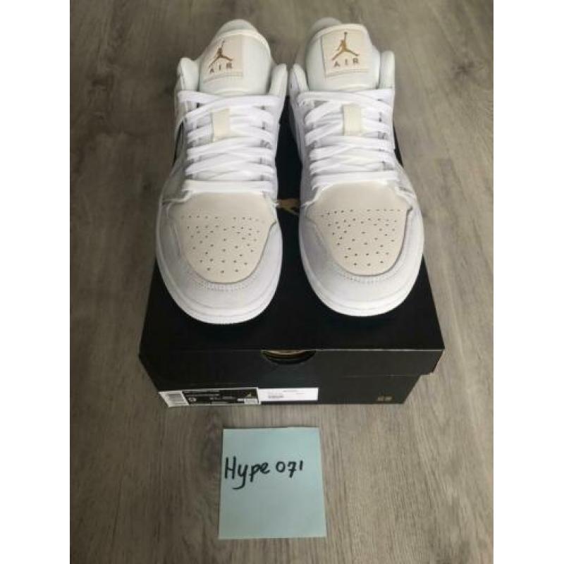 Nike Air Jordan 1 low Paris Parijs maat 42.5 US 9 NIEUW