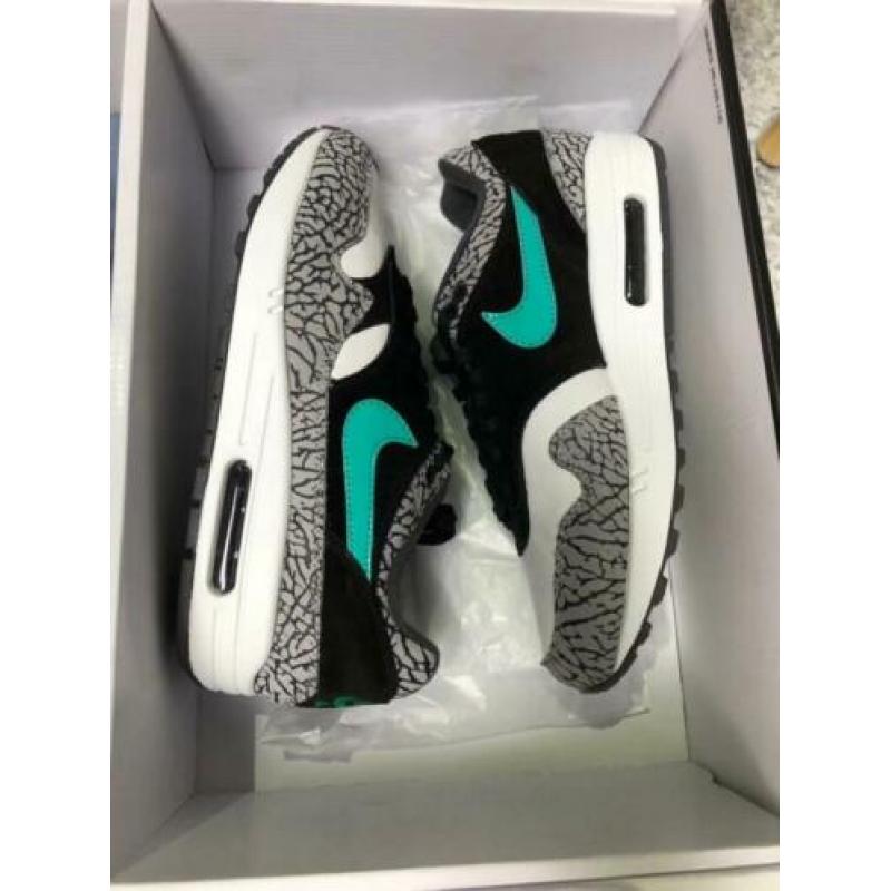 Nike air max 1 “Elephant” atmos pack safari