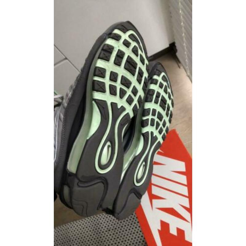 Nike Air Max 1 98. Maat 42 Patta Atmos Supreme Yeezy