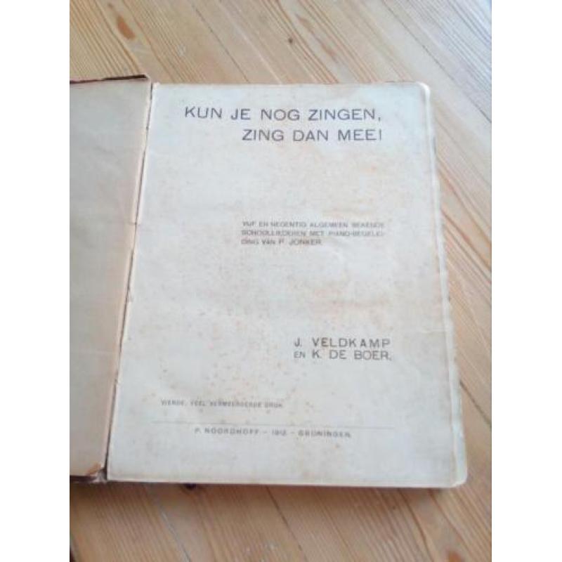 Antiek boek 1912 , 95 bekende school liederen kun je zingen