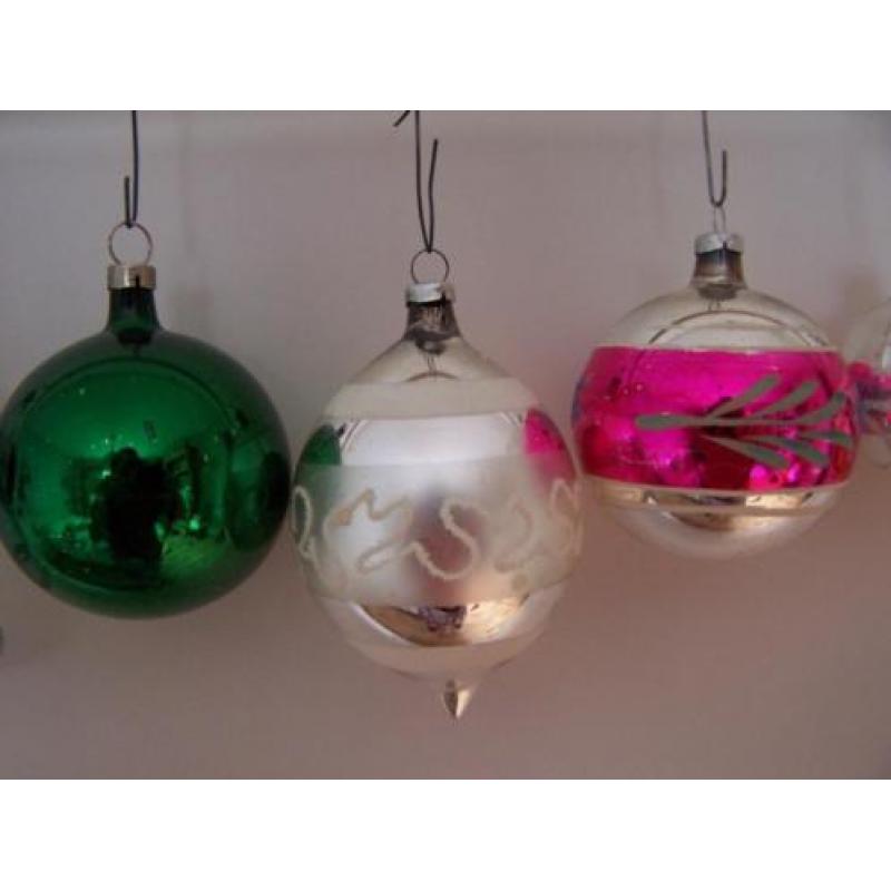 Oude kerstballen van glas