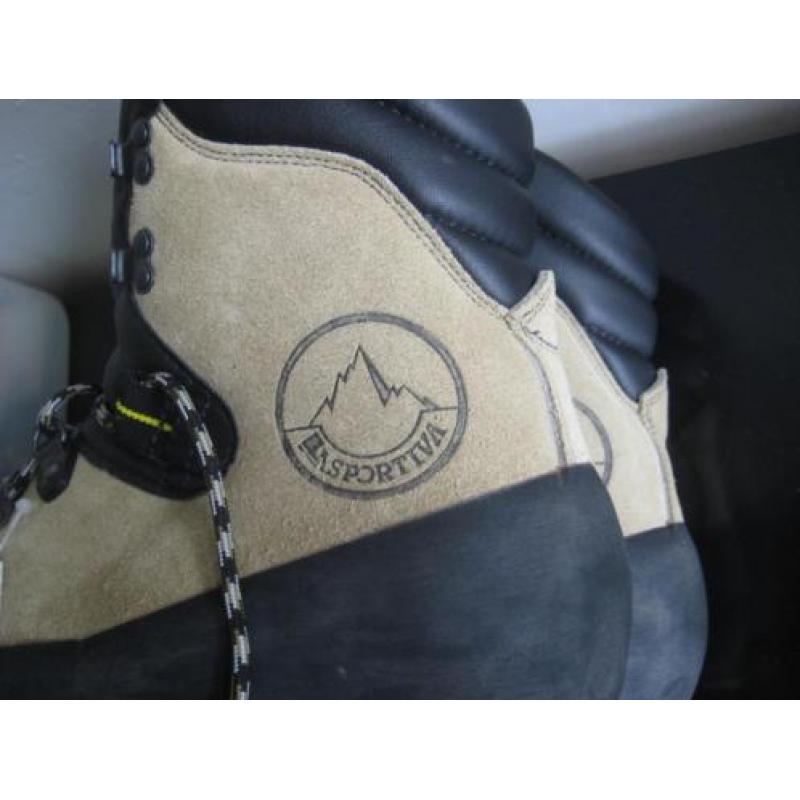 La Sportiva Nepal Light maat 47 NIEUW